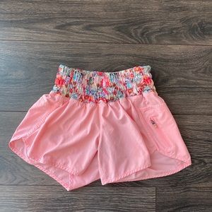 Lululemon 4” short